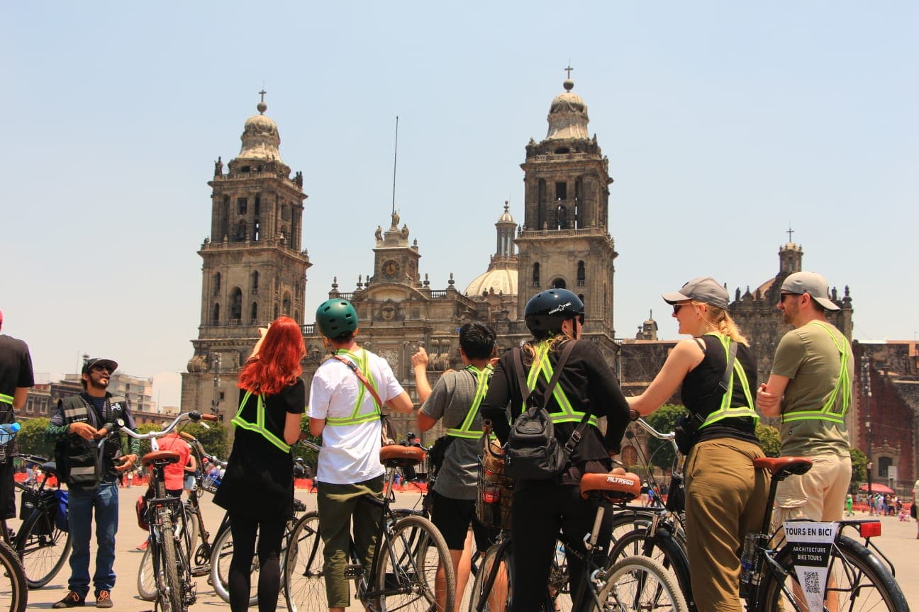 Image of Architectural Bike Tour in Mexico City