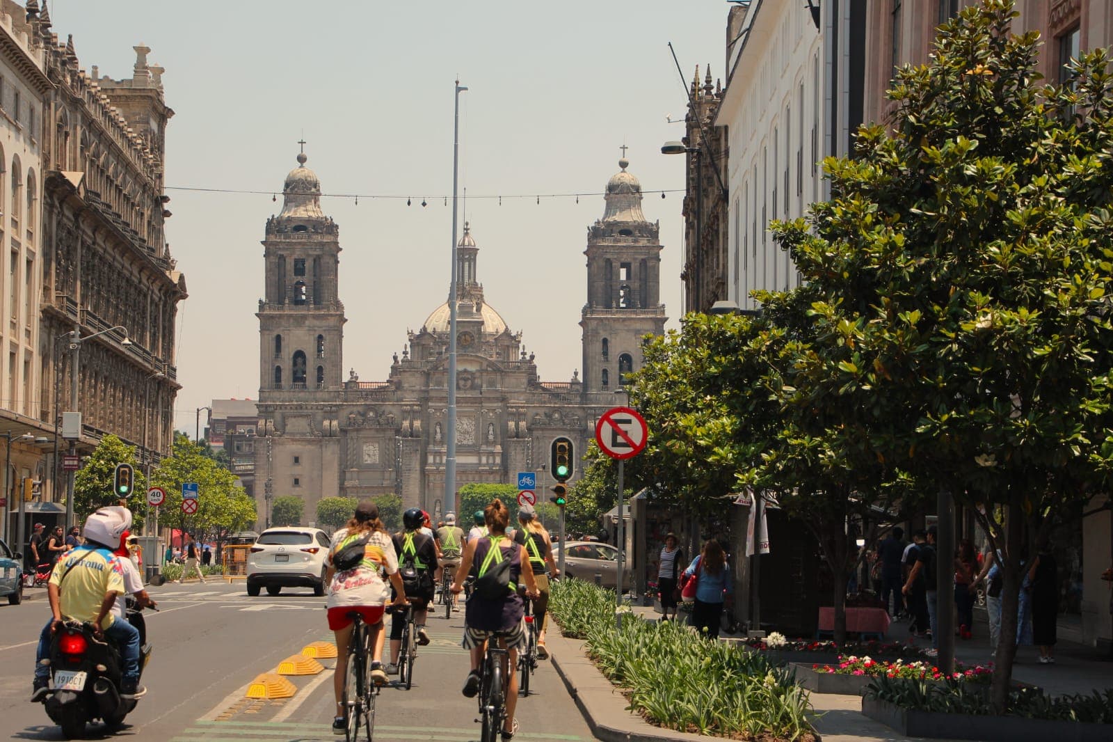 Image of Architectural Bike Tour in Mexico City